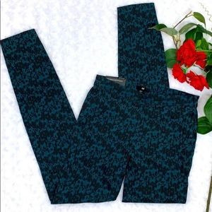 H&M Black & Blue Smudge Print Super Slim Pants Size 4